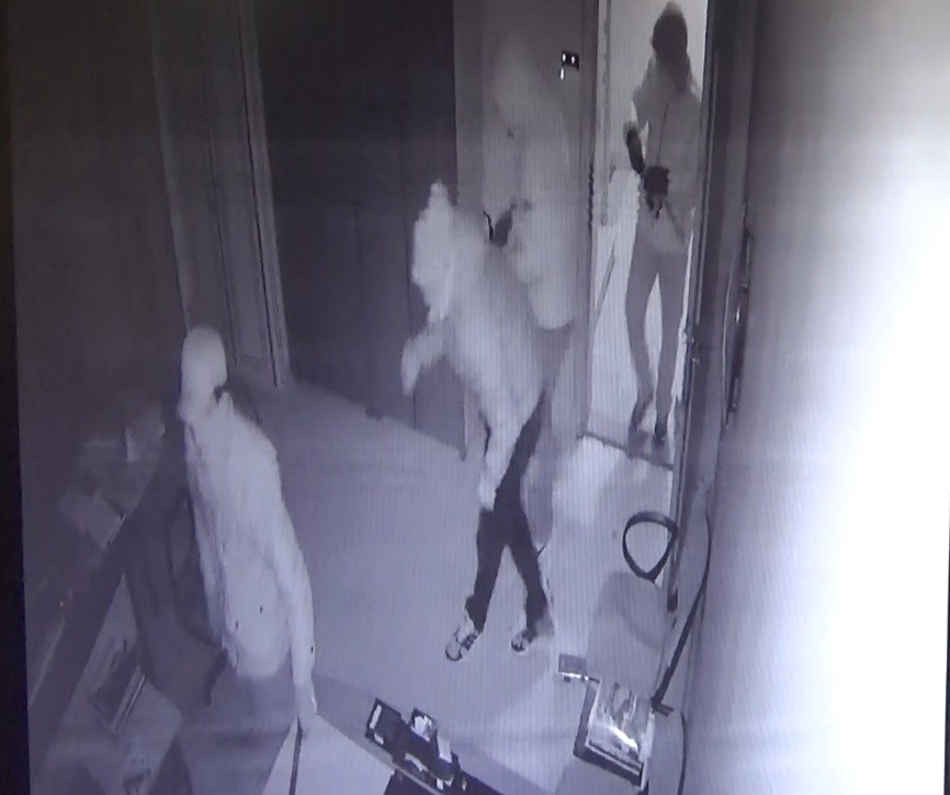 Bursada Hırsızlık Çetesinin Güvenlik Kamerası Görüntüleri Bu Kadarına Da Pes Dedirtti