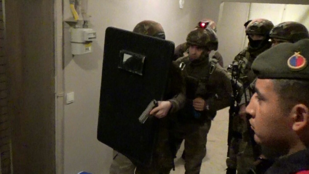 Bursada Yılbaşı Öncesi Deaş Operasyonu