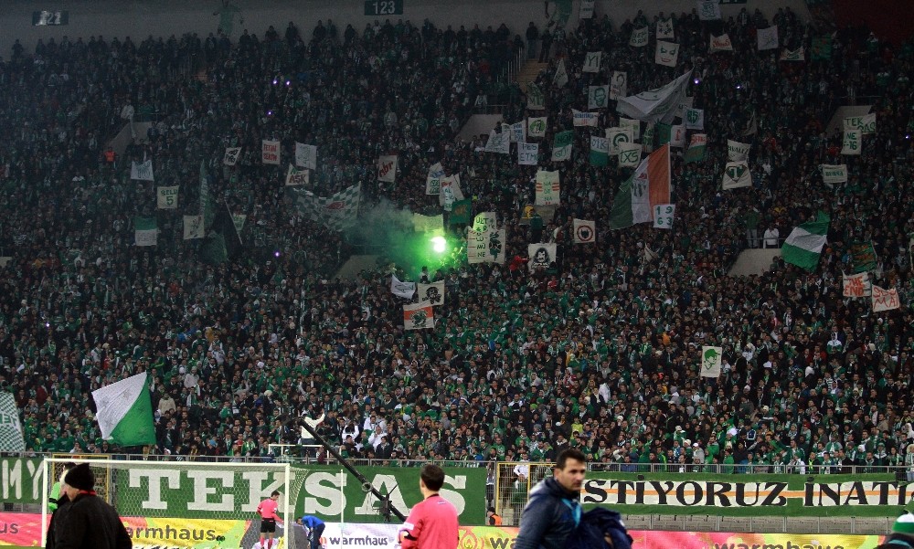 Bursaspor – Fenerbahçe Maçının Biletleri Satışa Çıkıyor