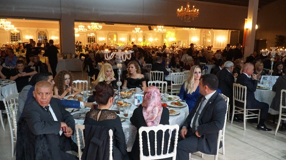 (Düzeltme) Bursada Hakan Altun Coşkusu