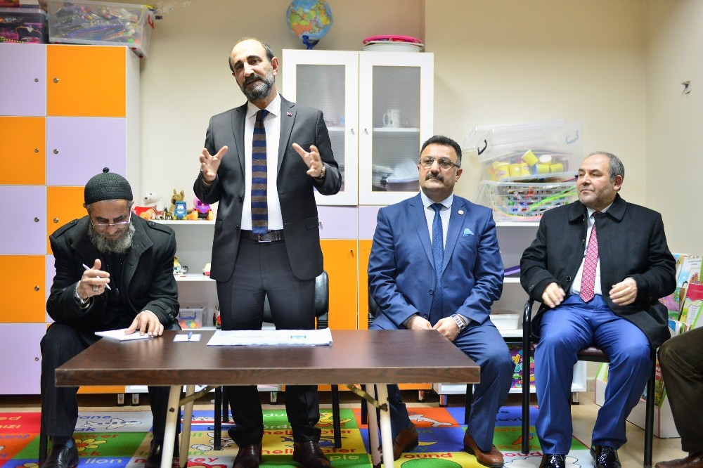 Edebali Geleceğin Yıldırımını Anlattı