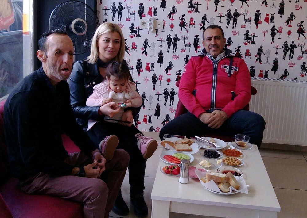 Haluk Leventten Borcunu Ödediği Recep Serte Ziyaret