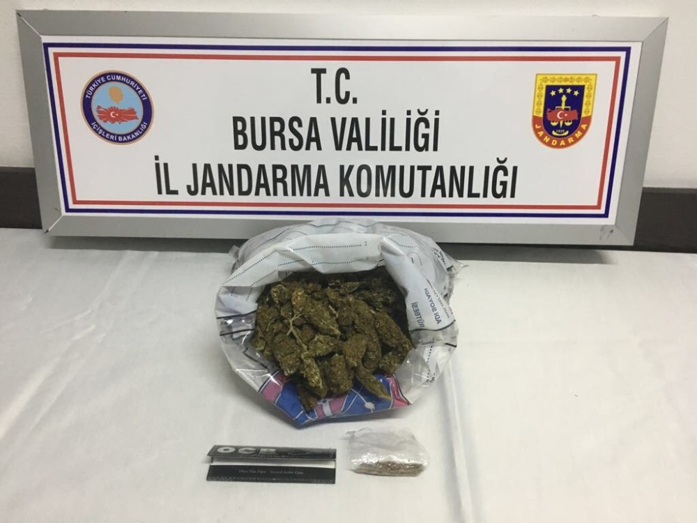 İstanbuldan Bursaya Uyuşturucu Getirirken Yakalandı