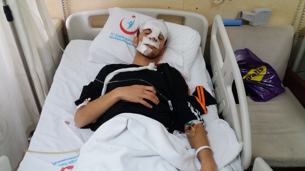 Kamyonetin Altında Kalan Liseli Dehşeti Anlattı….