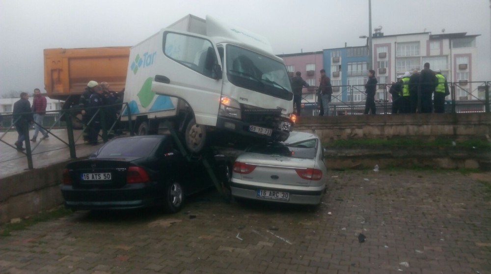 (Özel Haber) Bursada Kazada Can Pazarı…