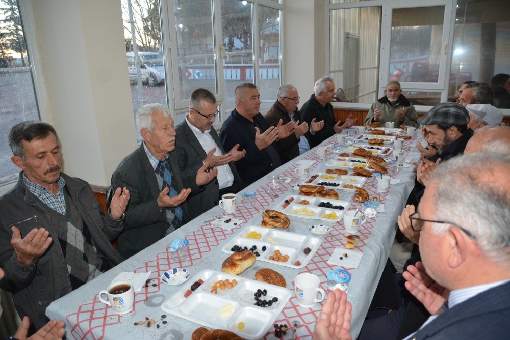 Özkan Yolağzı Sakinleriyle Buluştu