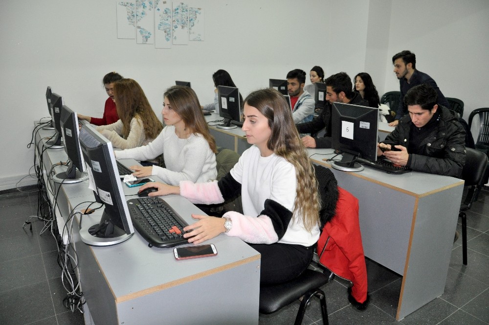 Türkiyede Ders Verilen Tek E-Ticaret Uygulama Laboratuvarı