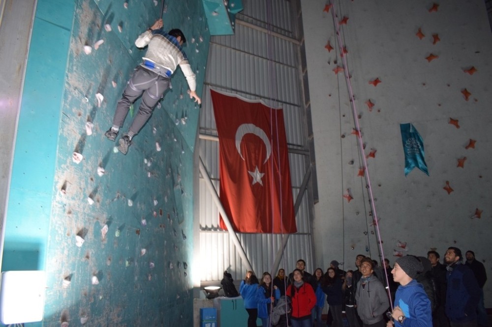 Ünisporfestte Heyecan Dorukta