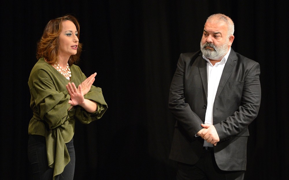 Yıldırımda Kahkaha Tuhafanı