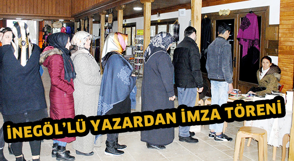 İnegöllü yazardan imza töreni