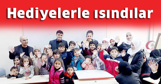 Hediyelerle ısındılar