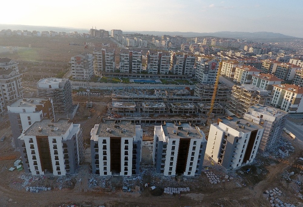 Balata ‘İnci Ve ‘Zümrüt Gerdanlık