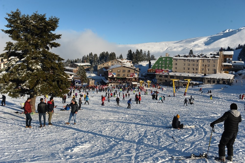 Bursaya Arap Turist Yağdı, Uludağ Ve Bursadaki Oteller Doldu