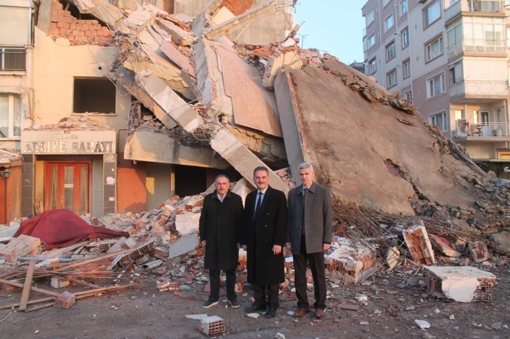 Eski Gemlik Adliyesinin Yerine Tam Donanımlı Gençlik Merkezi Yapılacak