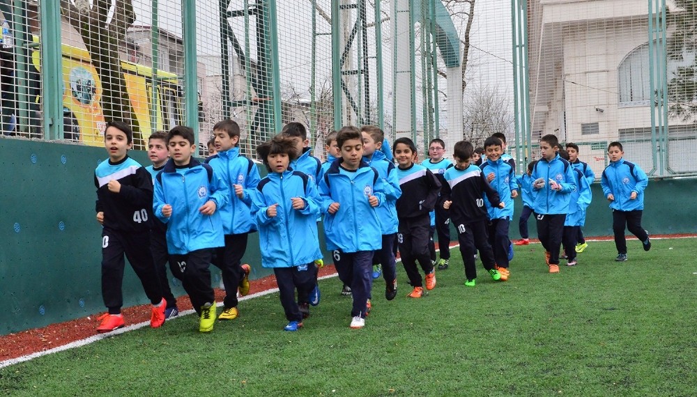 Futbolun Yıldızları Yıldırımda Yetişiyor