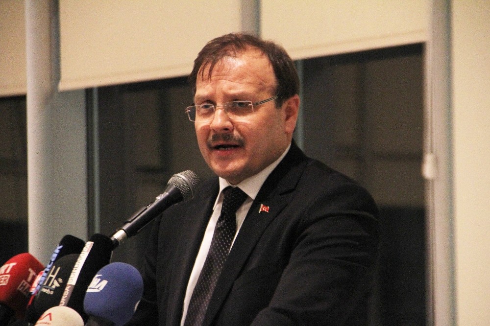 Hakan Çavuşoğlu: “Bu Duruma Müdahale Etmezsek Tarih Bizi Yargılar”