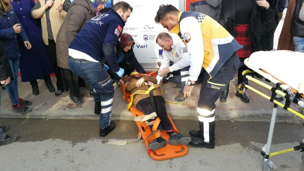 Hamile Kadına Otomobil Çarptı