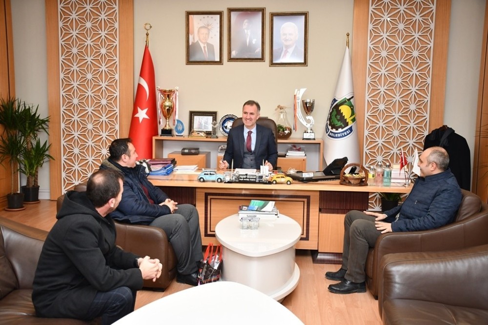 İnegöl Belediyesinden Spor Kulüplerine 9 Bin Liralık Destek