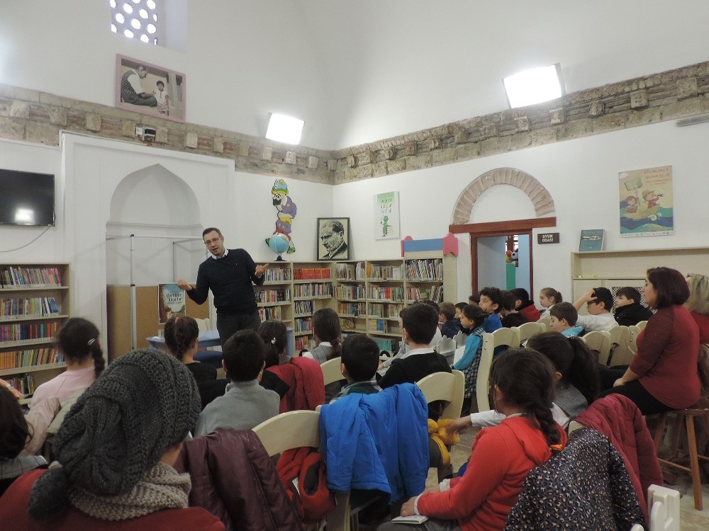 Küçük Okurlarla Büyük Buluşma