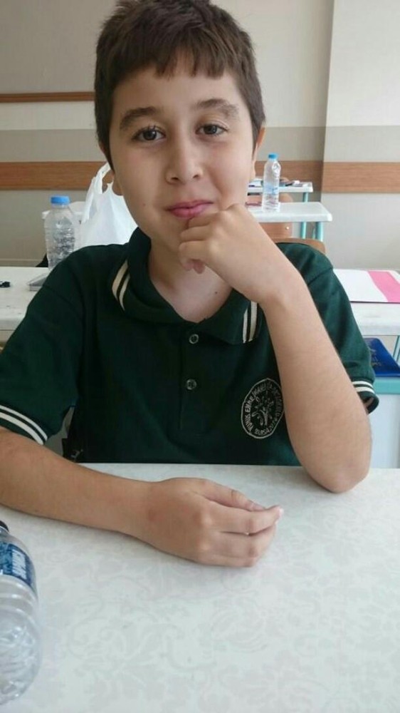 Minik Kayra Sağlına Kavuşmak İçin Yardım Bekliyor