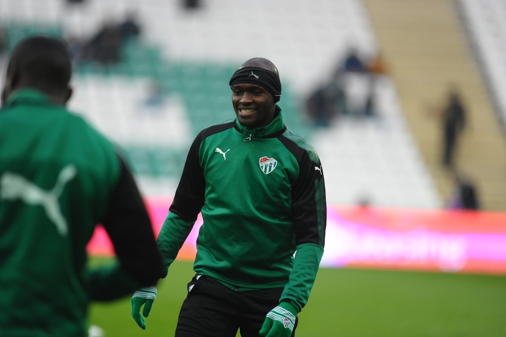 Moussa Sow Yedekler Arasında