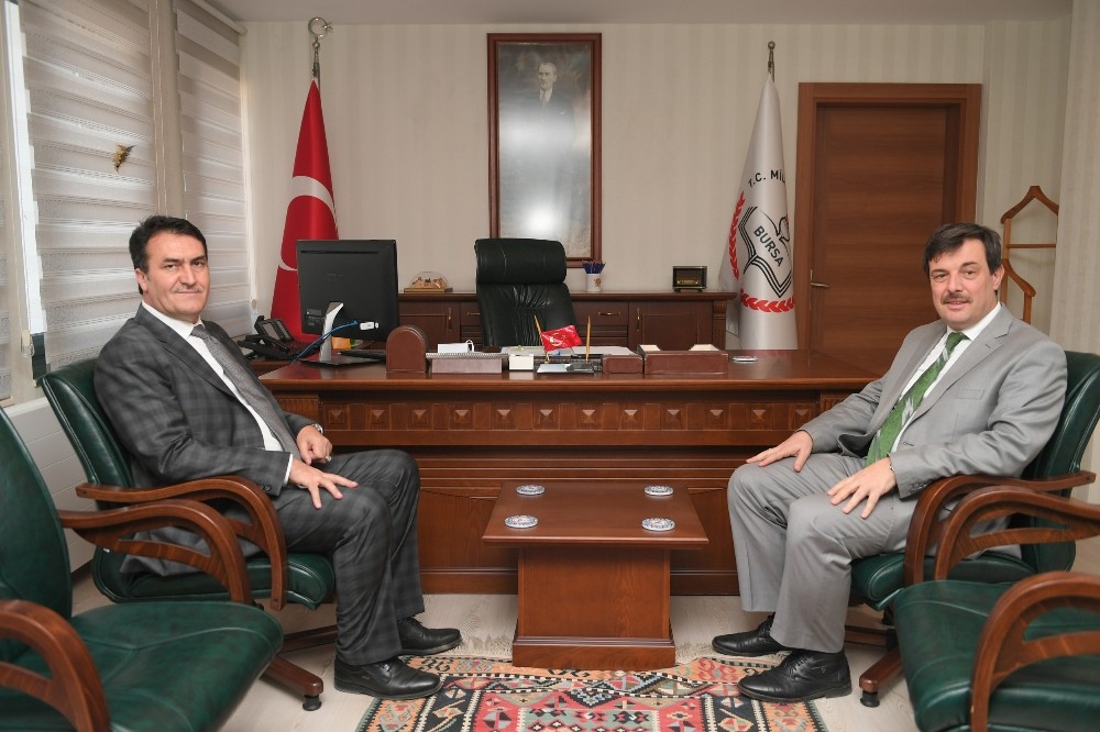 Osmangaziden Eğitime Destek