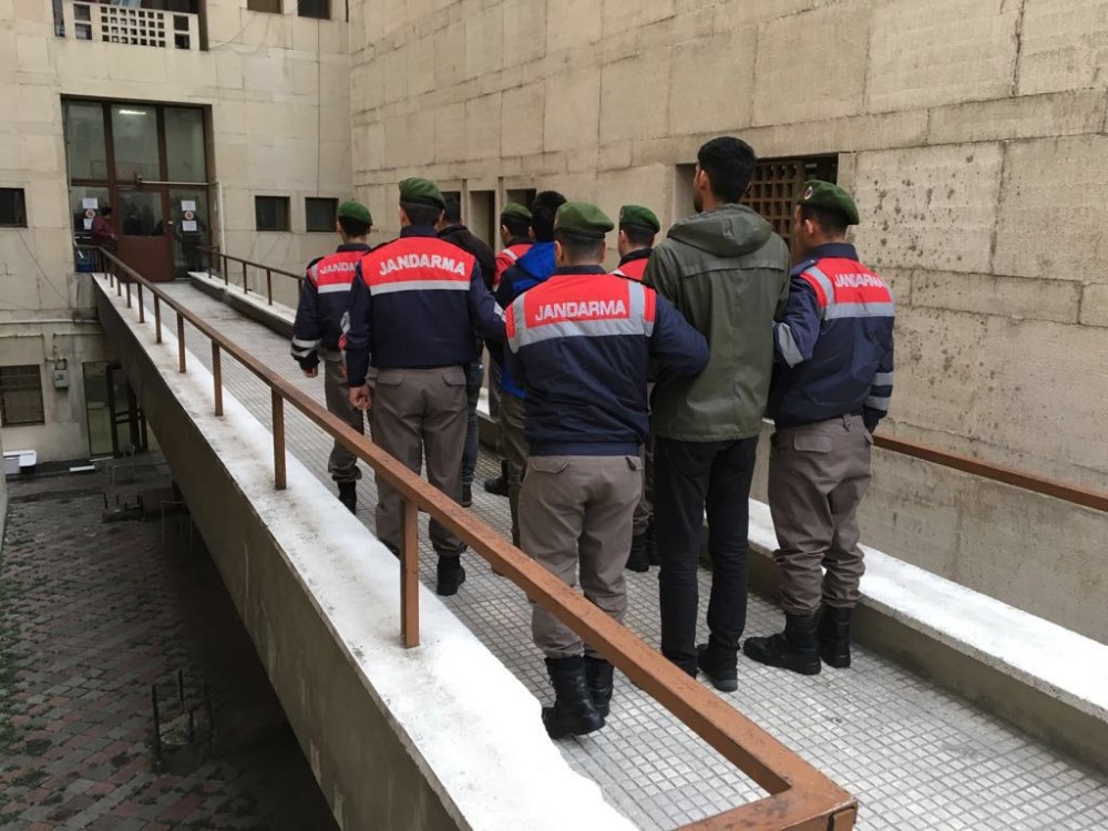 Pkk Propagandası Yapan 3 Kişi Gözaltına Alındı