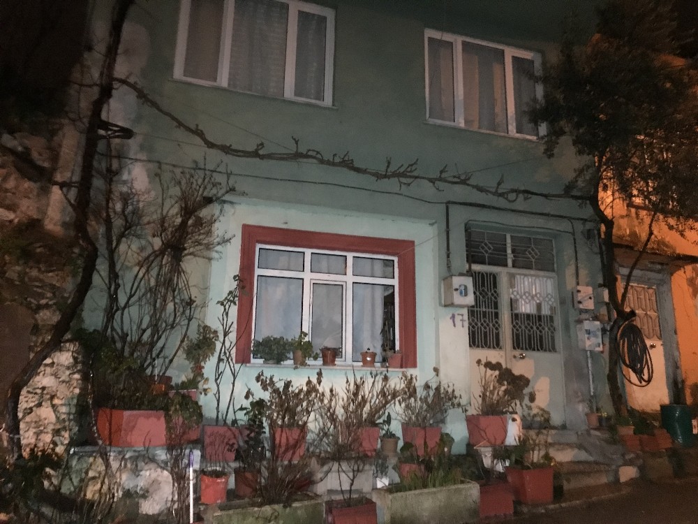 Toprak Kayması Yüzünden 10 Ev Tahliye Edildi