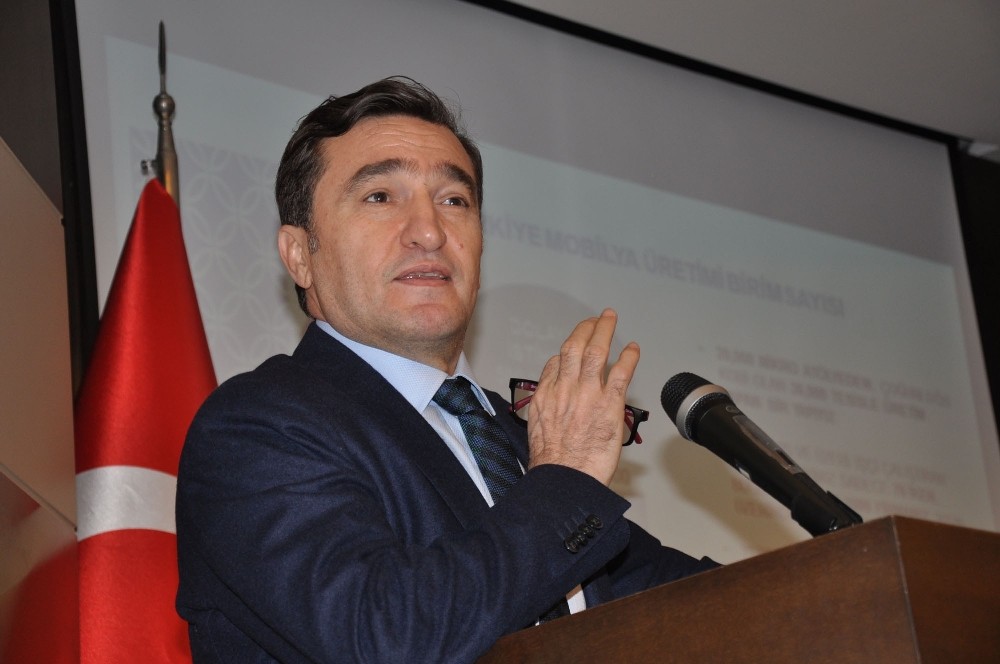 Türk Mobilya Sektörü İnegölde Masaya Yatırıldı