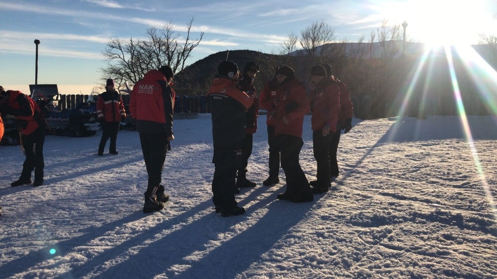 Uludağda Kabus Dolu Gece…şelalede Mahsur Kalan 3 Kişi Helikopterle Kurtarıldı