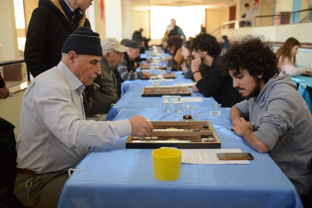 Yıldırımda Tecrübe Gençlerin Bileğini Büktü