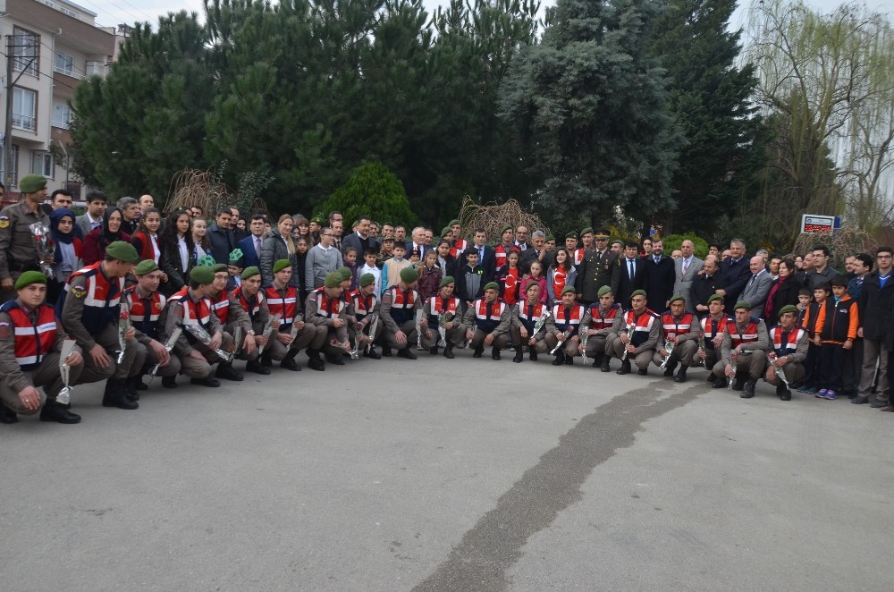 1261 Öğrenciden Afrindeki Mehmetçiğe Anlamlı Mektup