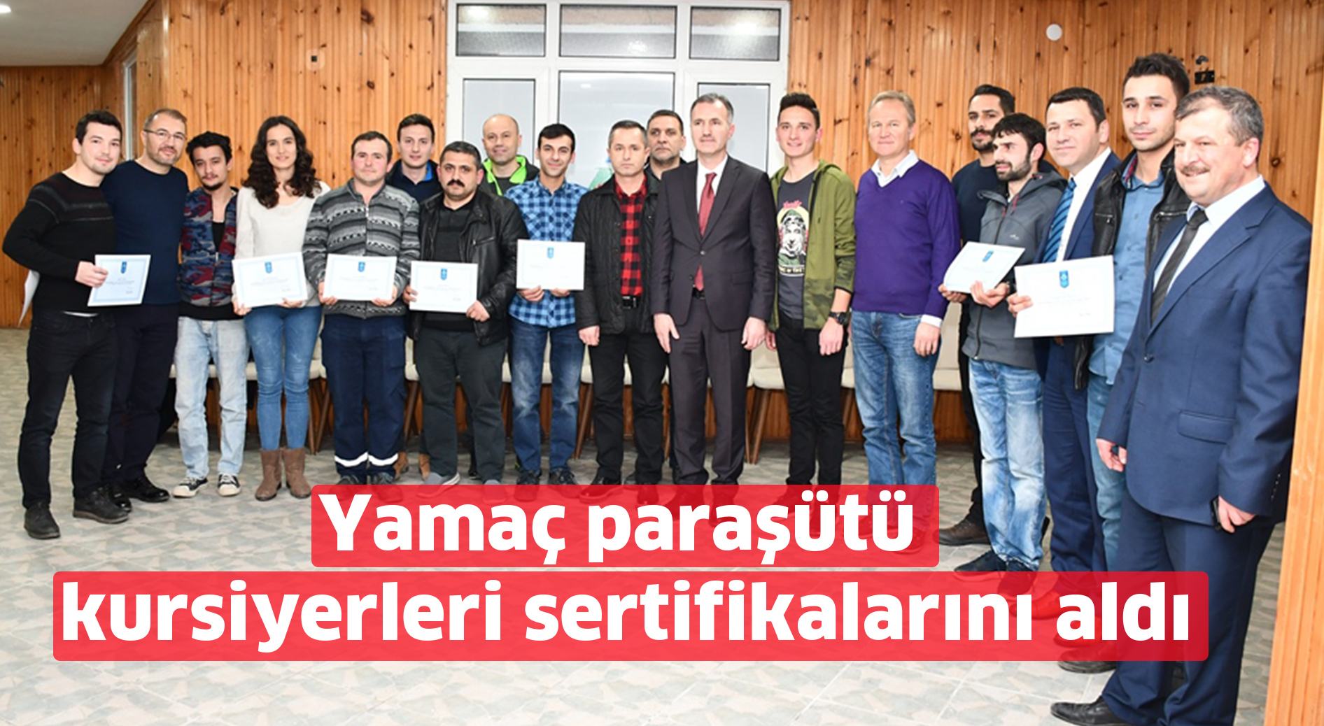 Yamaç paraşütü kursiyerleri sertifikalarını aldı