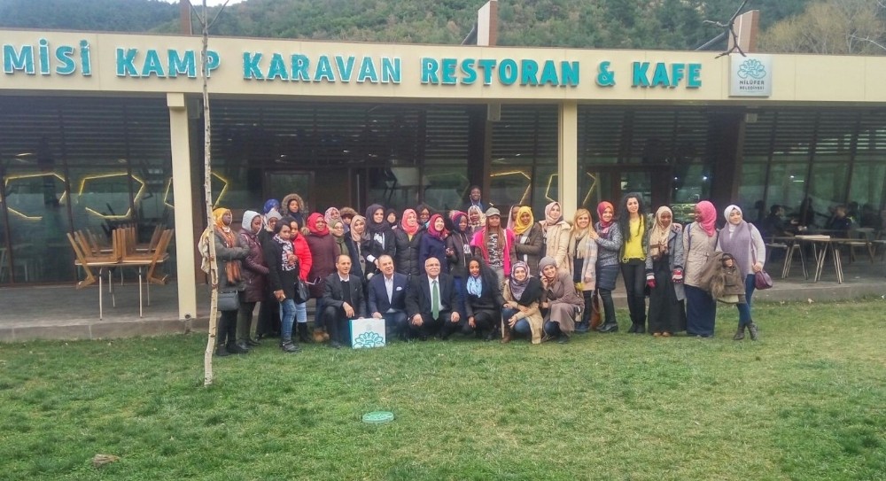 Afrikalı Öğrenciler Nilüfere Hayran Kaldı