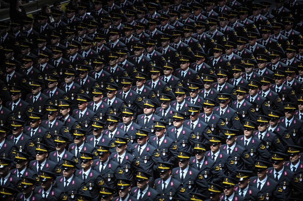 Bakan Soylu: Ey Amerika 30 Bin Kişiyle Ordu Kurarsın, Biz Sadece Bu Ülkenin Haysiyeti Ve Onuru İçin Buradan Bir Yılda 25 Bin Jandarmayı Mezun Edeceğiz