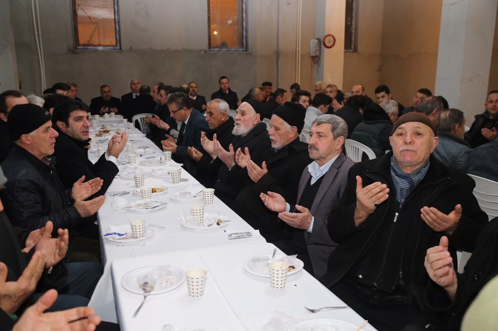 Bereket Sofrası Selamet Mahallesinde