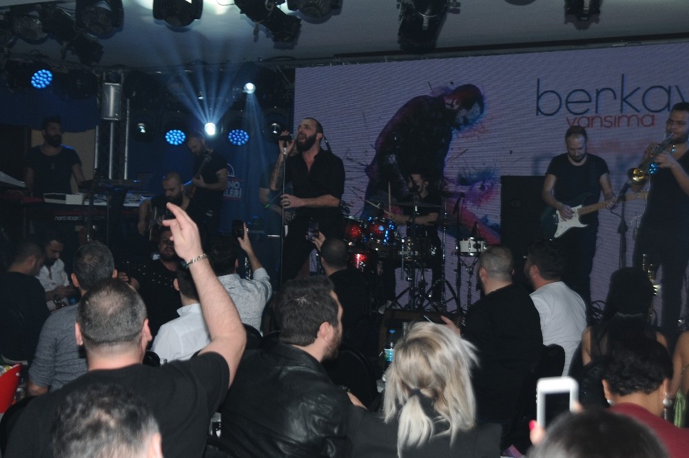 Berkay; Bizim Evde Erkeğin Dediği Olur