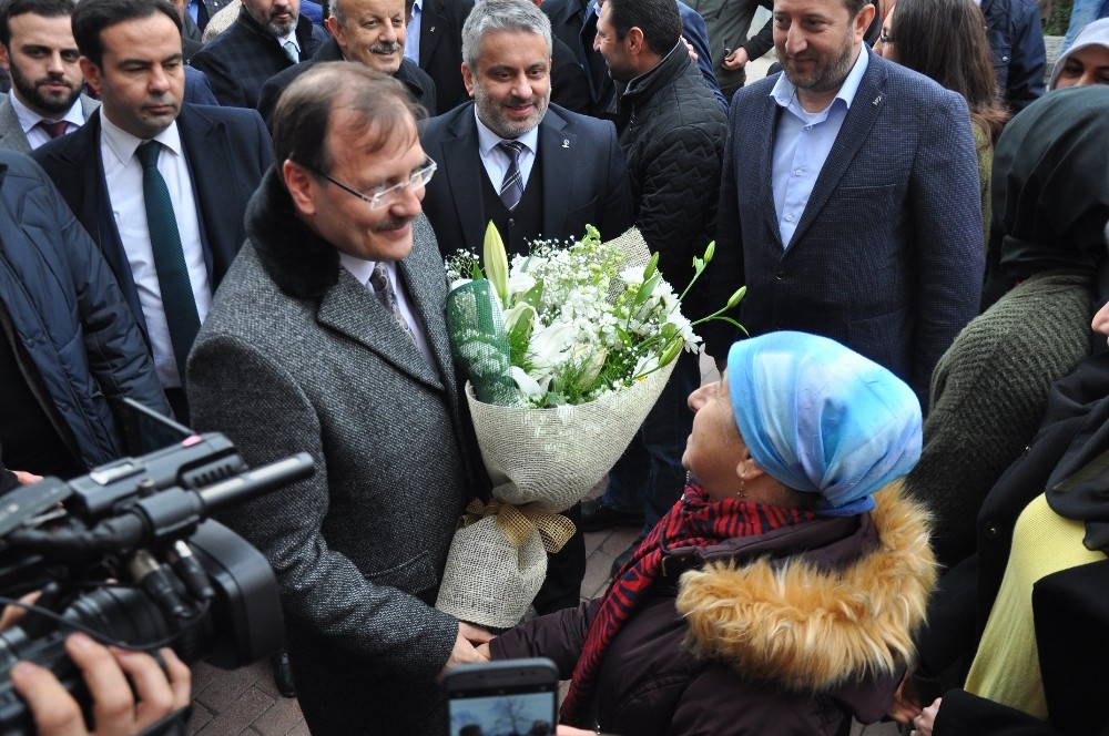 Çavuşoğlu: Ak Parti Sendelerse Türkiye Sendeler
