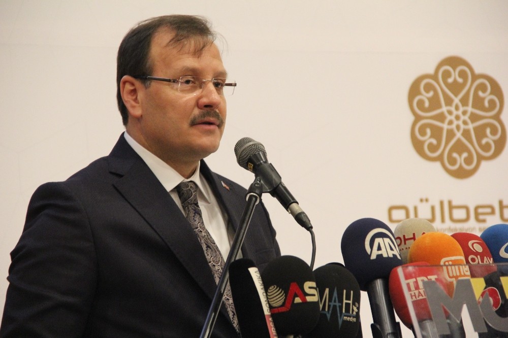 Çavuşoğlu: “Kılıçdaroğlunun Çelişkisi Derindir”