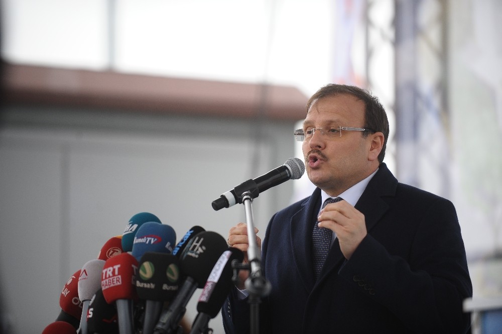 Çavuşoğlu: Türkiye Afrine Girmesin Demek Tüneller Gizlenen Teröristlerin Söyleyemedikleri Dile Getirmek Demek