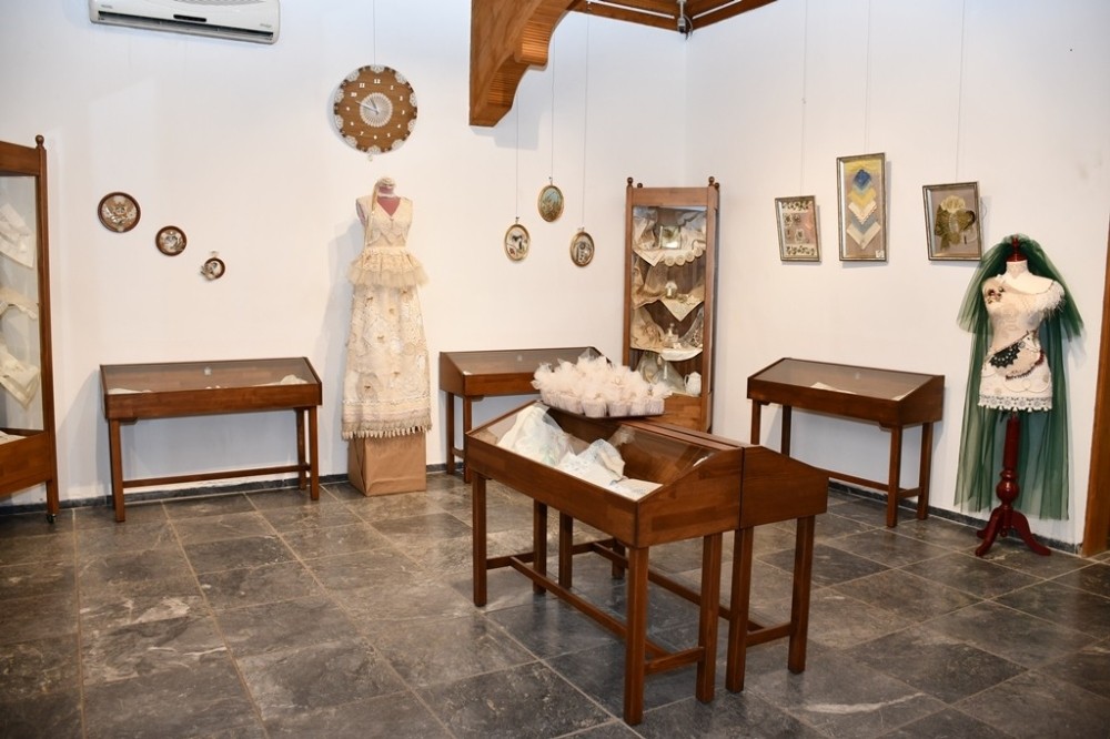 Geçmişten Geleceğe Dantelin Yolculuğu