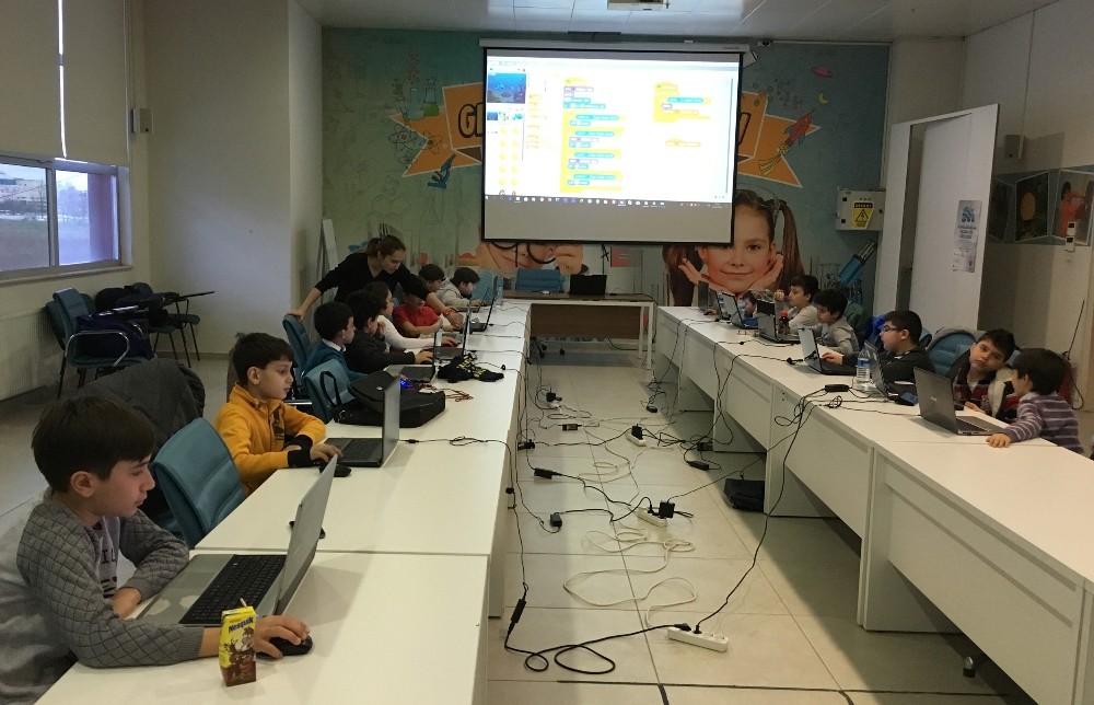 Geleceğin Mühendisleri Btmde Yetişiyor