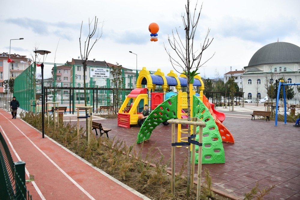 İnegöl Belediyesinden Par Hamlesi