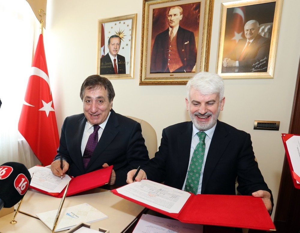 İnegölde Eğitime Tam Destek