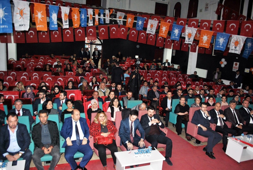 Mudanyada Ak Parti Gençlik Kolları Kongresi