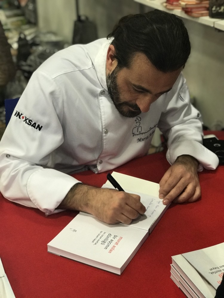 Murat Aslanın Dünlüğü İnoksanın Destekleriyle Kitaplaştı