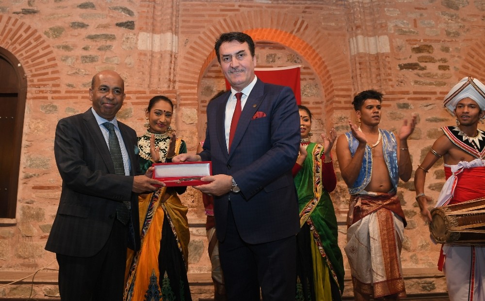 Osmangazide Sri Lanka Günü