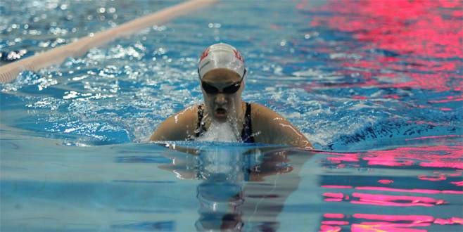Osmangazili Yüzücüler Birinciliğe Kulaç Attı