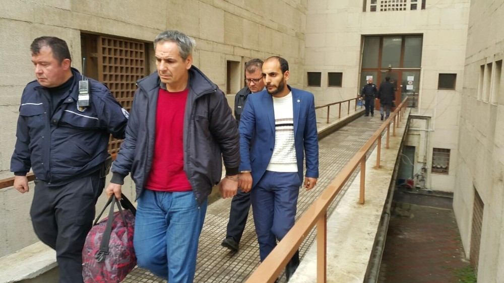 Şahit Olarak Geldi, 18 Yıl Cezası Olduğu Fark Edilince Tutuklandı