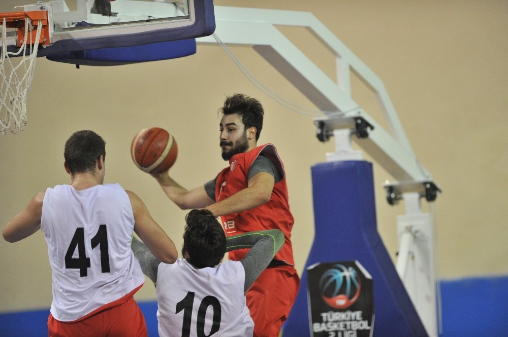 Sezen: Play-Off Oynamak İstiyoruz